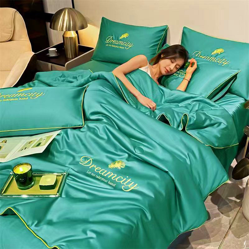 Summer duvet in iced silk - Freshness and nighttime comfort