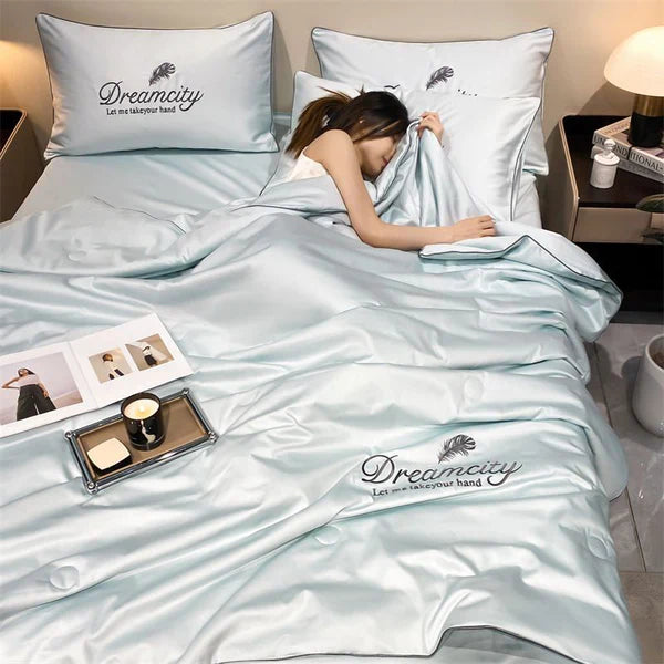 Summer duvet in iced silk - Freshness and nighttime comfort