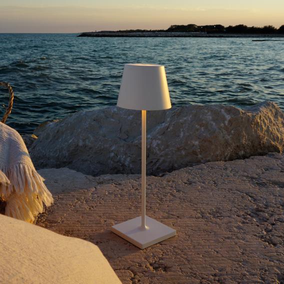מנורת LED נטענת ללא חוטים: Elegance and freedom of lighting!