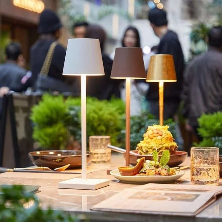 מנורת LED נטענת ללא חוטים: Elegance and freedom of lighting!